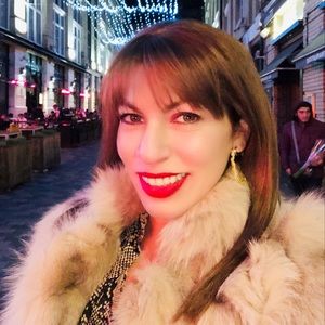 Meet your Posher, Lynnette